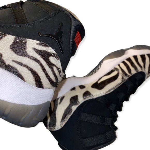 Air Jordan 11 “Animal Instinct” Black/Red-Sail-White Womens Size 7 - Picture 7 of 11